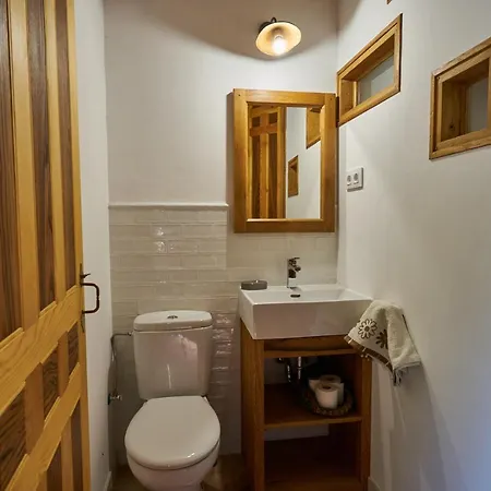 Caenia Parejas Apartamento Traguntia